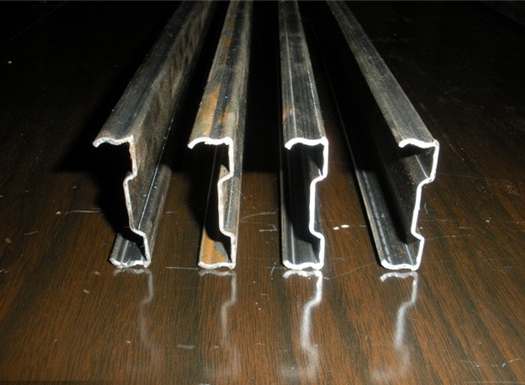 通用冷弯启齿型钢